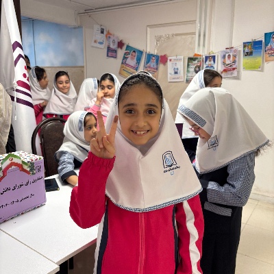 انتخابات شورای دانش آموزی ثنا ۱