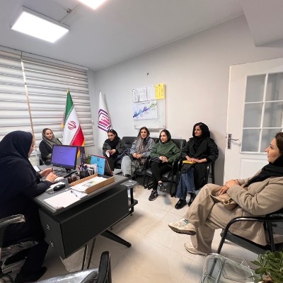 جلسه انجمن اولیا و مربیان ثنا(3)